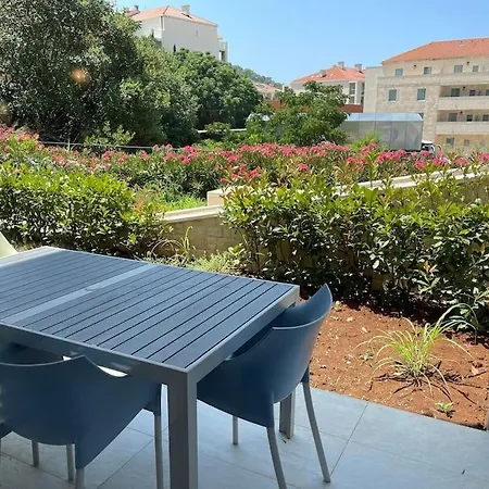 Apartman Marija 아파트 *